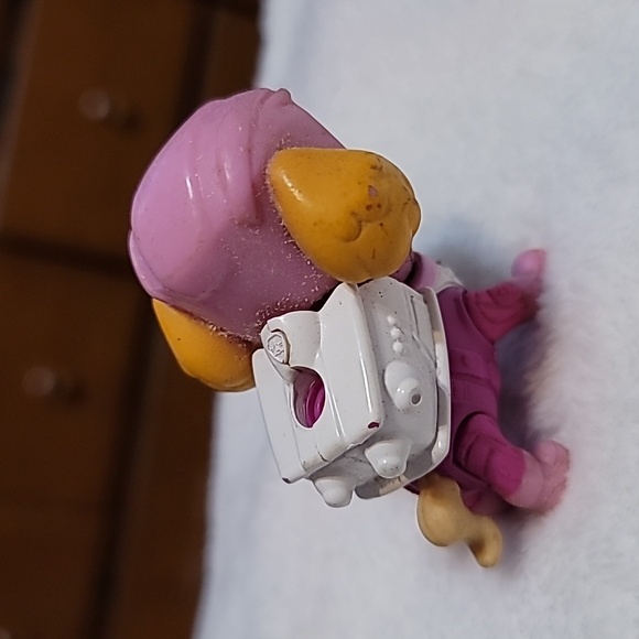 2.2" Tall PAW Patrol Skye Pink helmet Jet/motorcycle outfit figure  ACTION figu - Picture 2 of 7